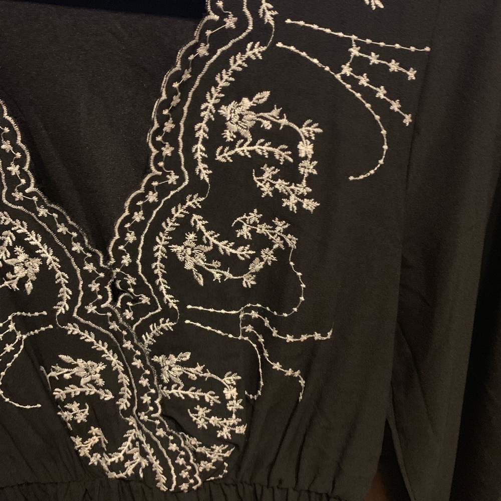 H&M embroidered dress - Picture 4 of 4